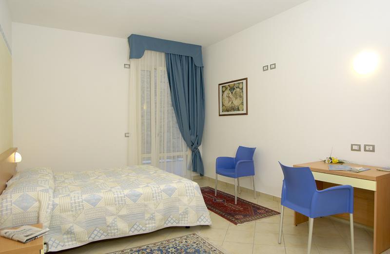 Rosemary Aparthotel Brenzone sul Garda